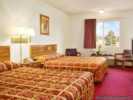 Westwood Inn & Suites - Kimball Экстерьер фото