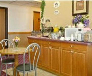 Westwood Inn & Suites - Kimball Экстерьер фото